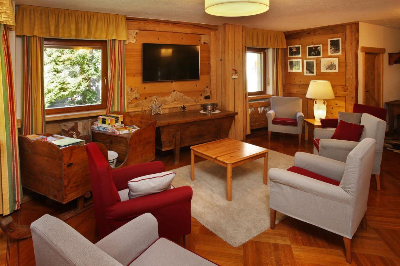 Hotel Biancaneve Oulx Kültér fotó